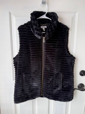 Calvin Klein Black Faux-Fur Zip-Up Vest